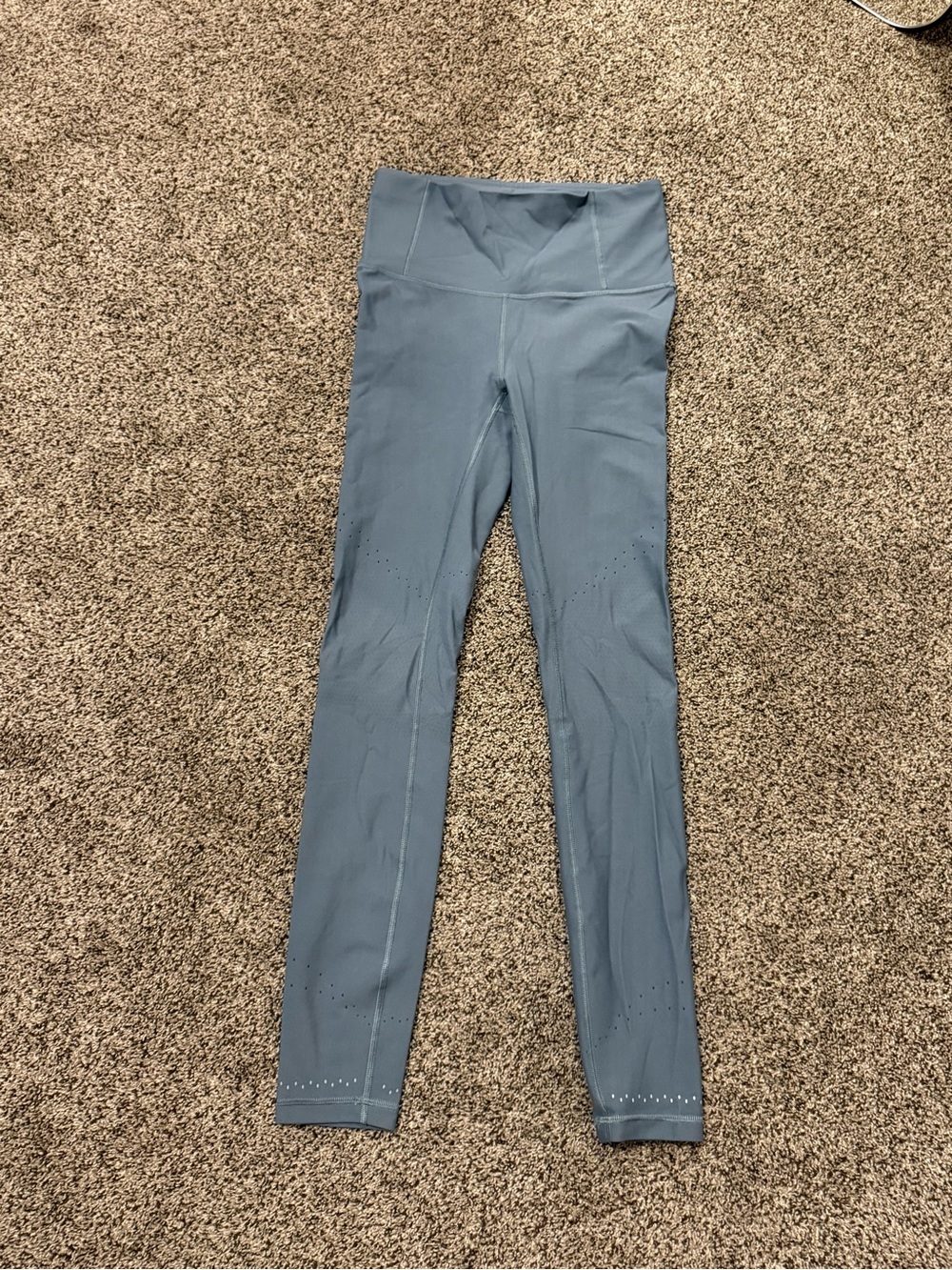 lululemon athletica leggings - Picture 2 of 4